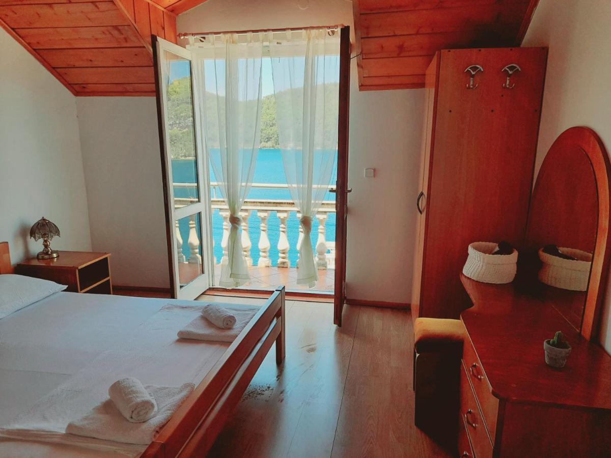 Apartments Sponga โปลาเช ภายนอก รูปภาพ
