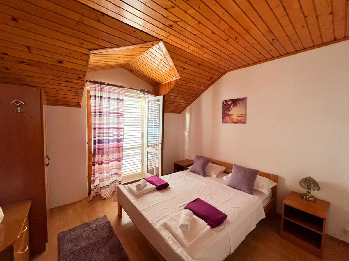 Apartments Sponga โปลาเช ภายนอก รูปภาพ